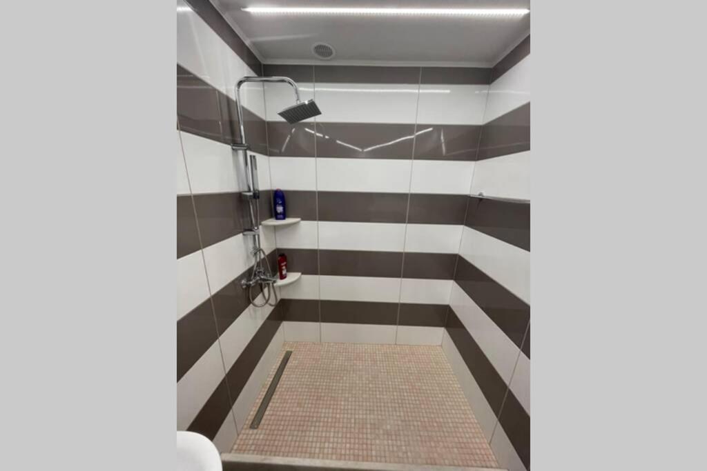 Maxim Deluxe Apartment Nea Alikarnassos Екстериор снимка